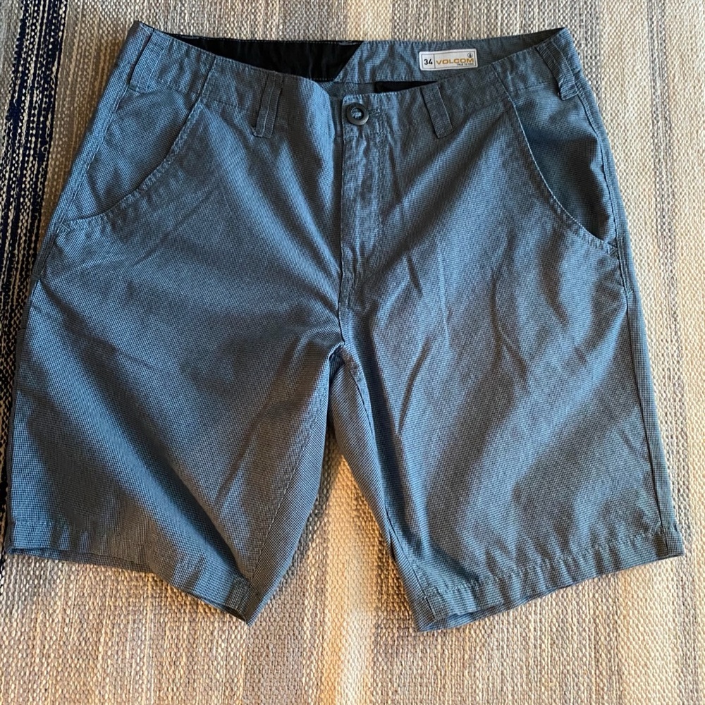 Volcom Men’s Shorts 34w